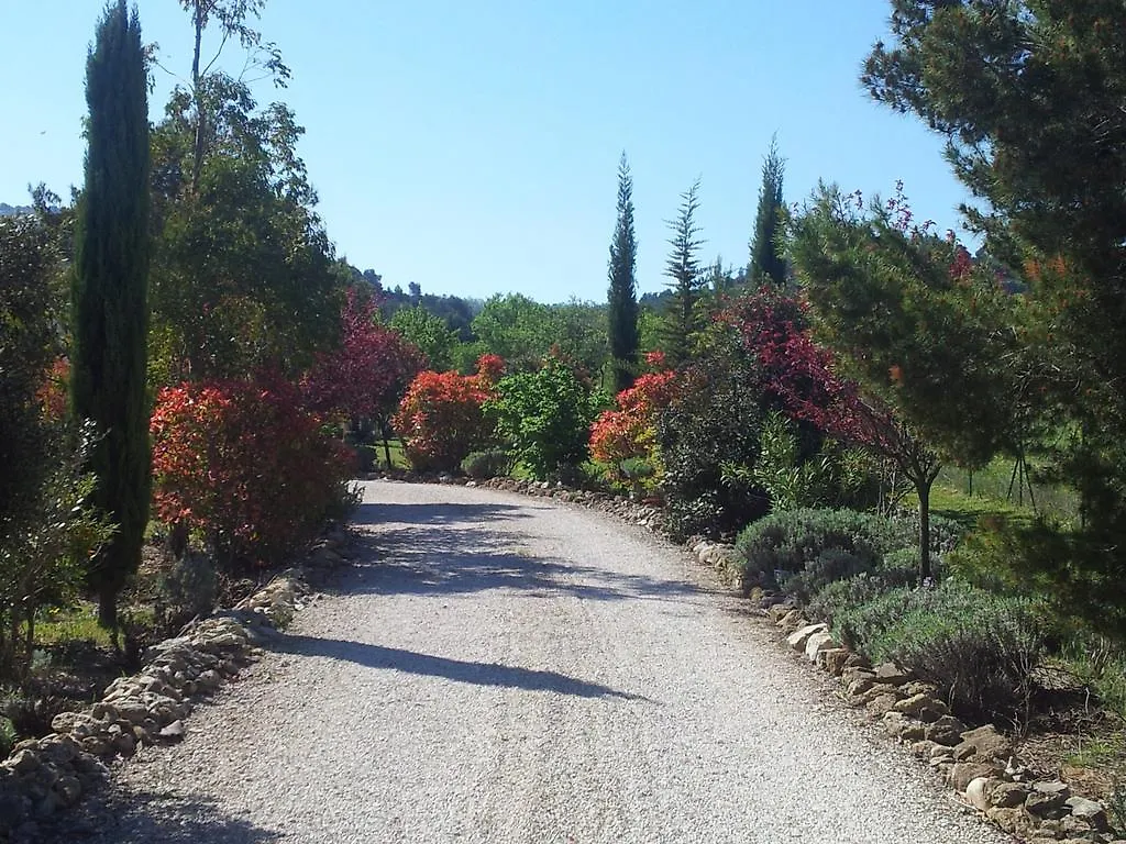Bed and Breakfast Lamanderie En Provence à Alleins 0*,  France